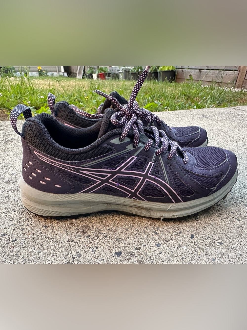 ASICS Women's Black and Light Pink Trail Running Shoes